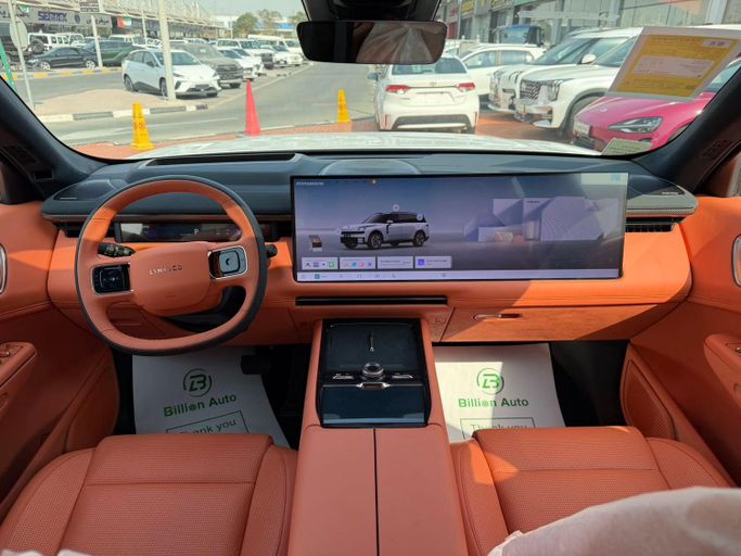 New Lynk & Co 900, 1.5 l, 2025 in Dubai by Billion Auto , White color. Chinese Specs | AUTO.AE