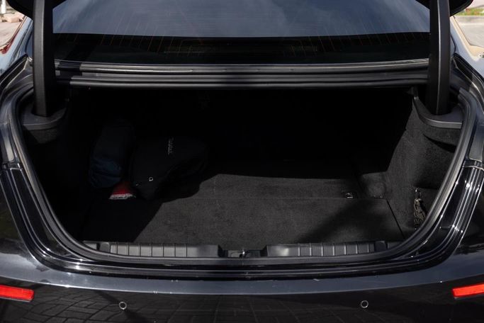 Used Maserati Ghibli III Facelift, 3.0 l, 2017 in Dubai by Linda Cars, Black color. GCC Specs | AUTO.AE