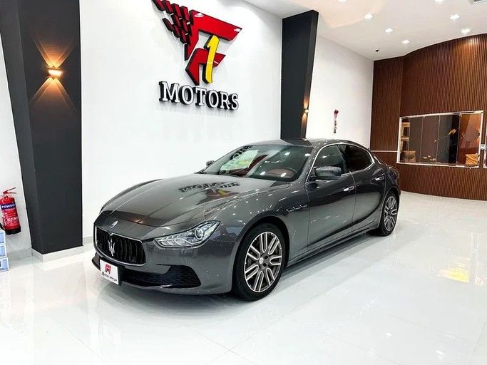 مستعملة Maserati Ghibli S Q4 ثالثاً, 3.0 l, 2016 في في دبي من F1 Motors، اللون رمادي. مواصفات الخليج | AUTO.AE