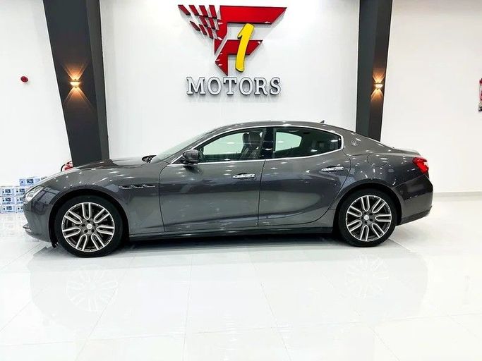 مستعملة Maserati Ghibli S Q4 ثالثاً, 3.0 l, 2016 في في دبي من F1 Motors، اللون رمادي. مواصفات الخليج | AUTO.AE