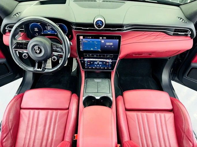 Used Maserati Grecale, 2.0 l, 2023 in Dubai by Zeus Motors, Grey color. GCC Specs | AUTO.AE