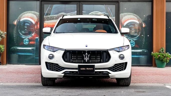 Подержанный Maserati Levante I, 3.0 л, 2017 в Дубае от 8 Ba Motors Белый цвет. Японская | AUTO.AE