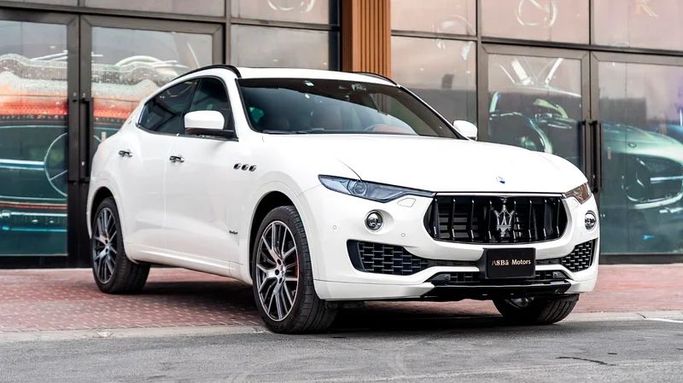 Подержанный Maserati Levante I, 3.0 л, 2017 в Дубае от 8 Ba Motors Белый цвет. Японская | AUTO.AE