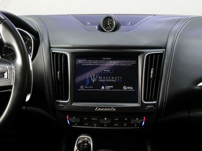 Used Maserati Levante I, 3.0 l, 2017 in Dubai by Hot Wheel Used Motors, Red color. Other | AUTO.AE