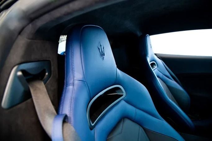 مستعملة Maserati MC20, 3.0 l, 2022 في في دبي من Exotic Cars، اللون أزرق. مواصفات الخليج | AUTO.AE