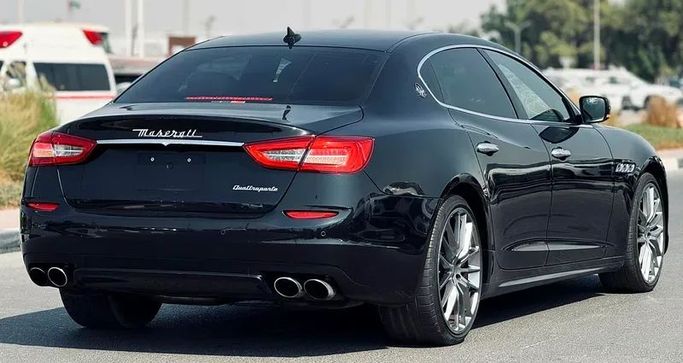 Подержанный Maserati Quattroporte S Q4 VI, 3.0 л, 2013 в Дубае от Mirza Automobile FZE Черный цвет. Японская | AUTO.AE