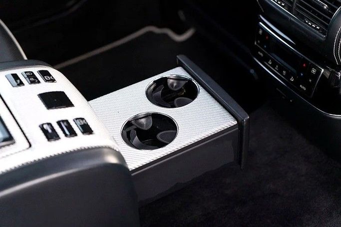 Подержанный Maybach 57 I Рестайлинг, 6.0 л, 2012 в Дубае от Top Line Motors Черный цвет. GCC | AUTO.AE