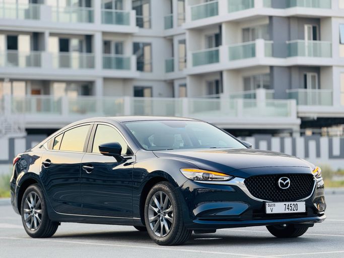 Mazda 6 III (GJ) Рестайлинг 2, 2025 седан  класса в Дубае от ALMAKAN RENT A CAR тёмно-синий цвет | AUTO.AE