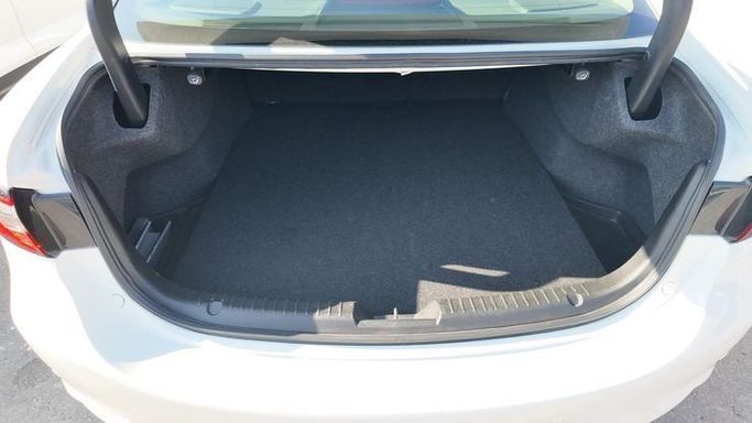 Used Mazda 6 III (GJ) Facelift 2, 2.0 l, 2023 in Dubai by Cariva Used Cars , White color. GCC Specs | AUTO.AE