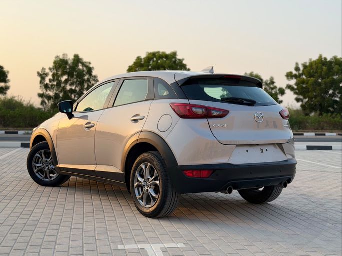 مستعملة ⁦Mazda CX-3 أنا فيس ليفت، 2.0 l، 2024⁩ في في الإمارات, دبي من NEW ABU TAJ MOTORS، اللون فضي. مواصفات الخليج | AUTO.AE | إعلان #286766