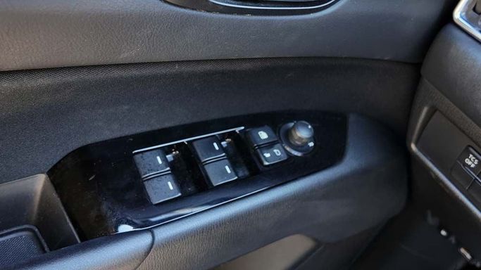 Used Mazda CX-5 II Facelift, 2.5 l, 2023 in Dubai by Cariva Used Cars , Navy Blue color. GCC Specs | AUTO.AE