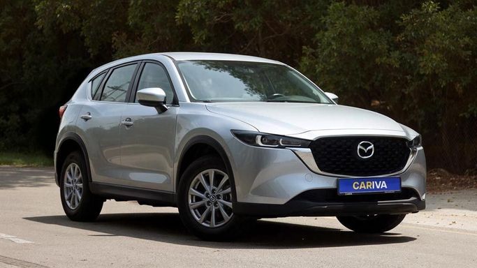 Used Mazda CX-5 II Facelift, 2.5 l, 2023 in Dubai by Cariva Used Cars , Silver color. GCC Specs | AUTO.AE
