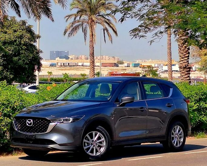 مستعملة Mazda CX-5 فيس ليفت الثاني, 2.5 l, 2024 في في الإمارات, دبي من Perfect Automobiles، اللون رمادي. مواصفات الخليج | AUTO.AE | إعلان #281887