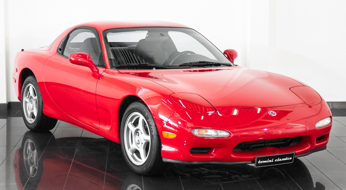 Подержанный Mazda RX-7 III (FD), 1.3 л, 1995 в Дубае от Tomini Cars Красный цвет.  | AUTO.AE