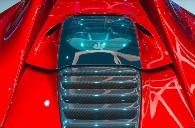 Used McLaren 650S, 3.8 l, 2016 in Dubai by Albakheet Motors, Red color. Other | AUTO.AE