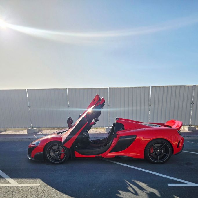 Подержанный McLaren 675LT, 3.8 л, 2016 в Дубае Красный цвет. GCC | AUTO.AE | Объявление #254744
