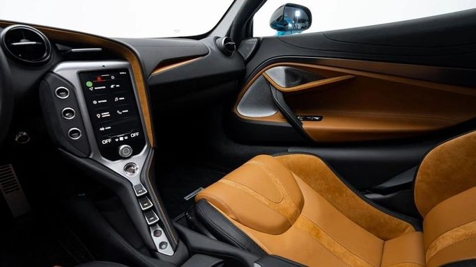 New McLaren 750S, 4.0 l, 2024 in Dubai by Al Ain Class Motors, Blue color. GCC Specs | AUTO.AE