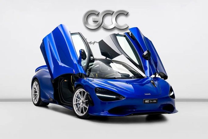مستعملة McLaren 750S, 4.0 l, 2025 في في دبي من GCC Super Motors، اللون أزرق. مواصفات الخليج | AUTO.AE