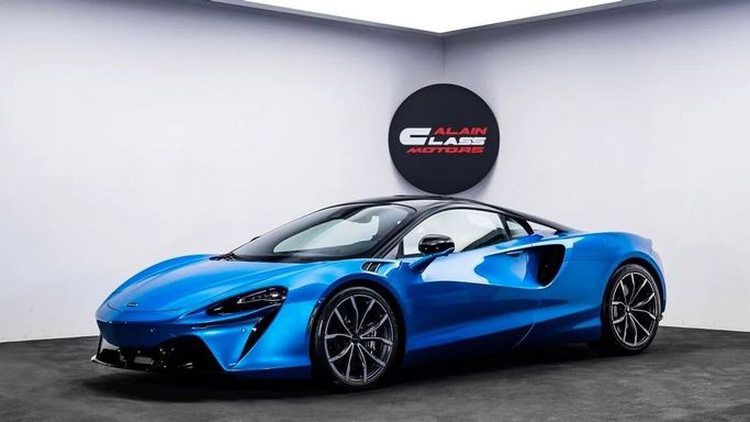 New McLaren Artura, 3.0 l, 2023 in Dubai by Al Ain Class Motors, Blue color. GCC Specs | AUTO.AE