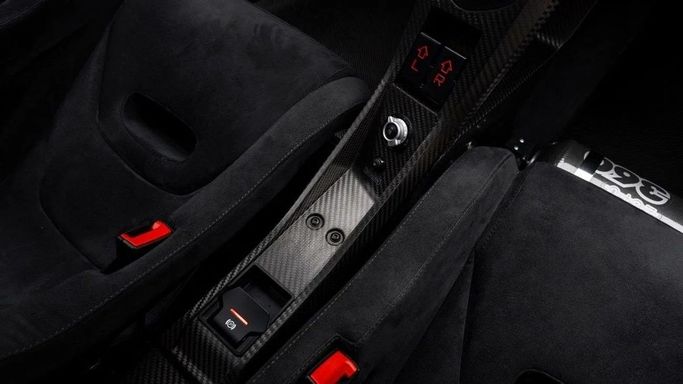 New McLaren P1 GTR, 3.8 l, 2015 in Dubai by Al Ain Class Motors, Red color. GCC Specs | AUTO.AE