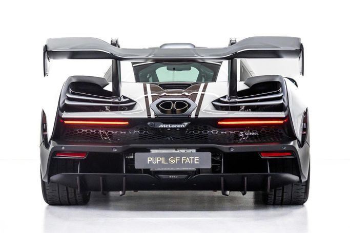 Подержанный McLaren Senna, 4.0 л, 2019 в Дубае от PUPIL OF FATE MOTORS Белый цвет. GCC | AUTO.AE