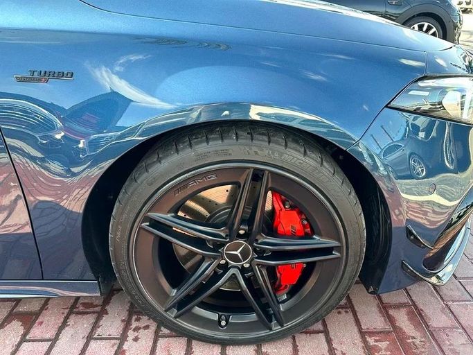 Подержанный Mercedes-Benz A-Class AMG 45 AMG S II (W177), 2.0 л, 2021 в Дубае от Nice Cars Motos Синий цвет. GCC | AUTO.AE