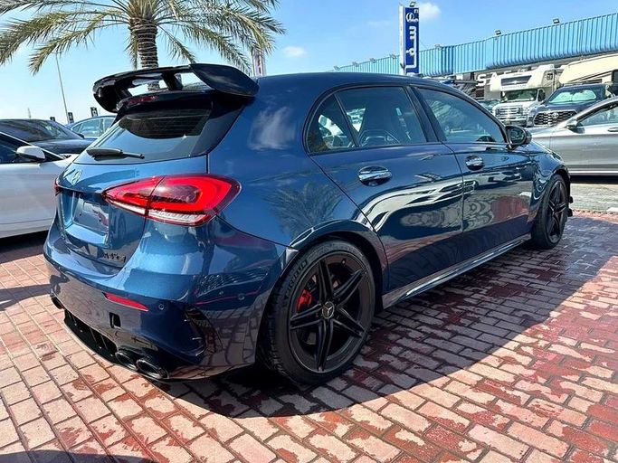 Подержанный Mercedes-Benz A-Class AMG 45 AMG S II (W177), 2.0 л, 2021 в Дубае от Nice Cars Motos Синий цвет. GCC | AUTO.AE