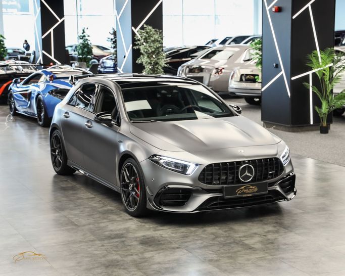 Новый Mercedes-Benz A-Class AMG 45 AMG S II (W177) Рестайлинг, 2.0 л, 2023 в Дубае от Pearl Motors Серый цвет. Европейская | AUTO.AE