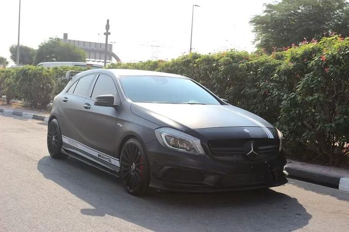 Подержанный Mercedes-Benz A-Class AMG 45 AMG I (W176), 2.0 л, 2014 в Дубае от Power Wagon Motors Черный цвет. GCC | AUTO.AE