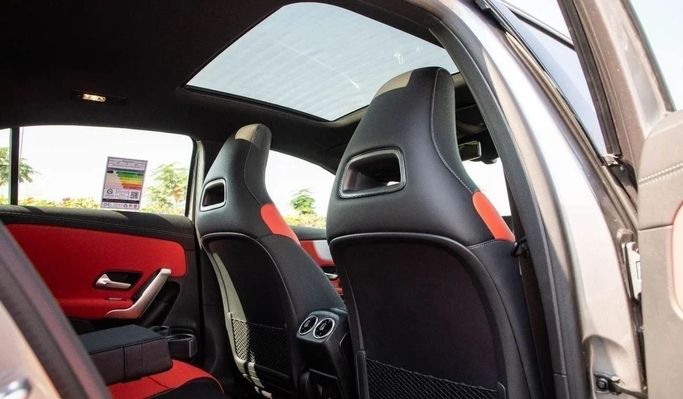 Новый Mercedes-Benz A-Class 200 IV (W177) Рестайлинг, 1.3 л, 2025 в Дубае от Dresden Motors Серый цвет. GCC | AUTO.AE