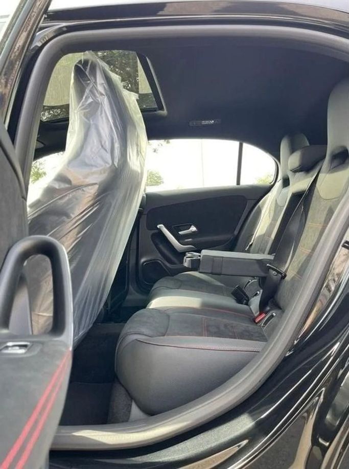 Новый Mercedes-Benz A-Class 200 IV (W177) Рестайлинг, 1.3 л, 2025 в Дубае от Auto Gallery DXB Черный цвет. GCC | AUTO.AE