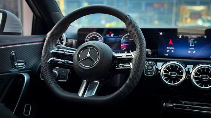 Подержанный Mercedes-Benz A-Class 200 IV (W177) Рестайлинг, 1.3 л, 2024 в Дубае от MBA Motors Белый цвет. Other | AUTO.AE