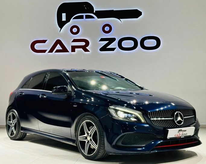 مستعملة Mercedes-Benz A-Class 250 عملية فيس ليفت III (W176), 2.0 l, 2017 في في دبي من Carzoo Used Cars Trading، اللون أزرق داكن. مواصفات الخليج | AUTO.AE