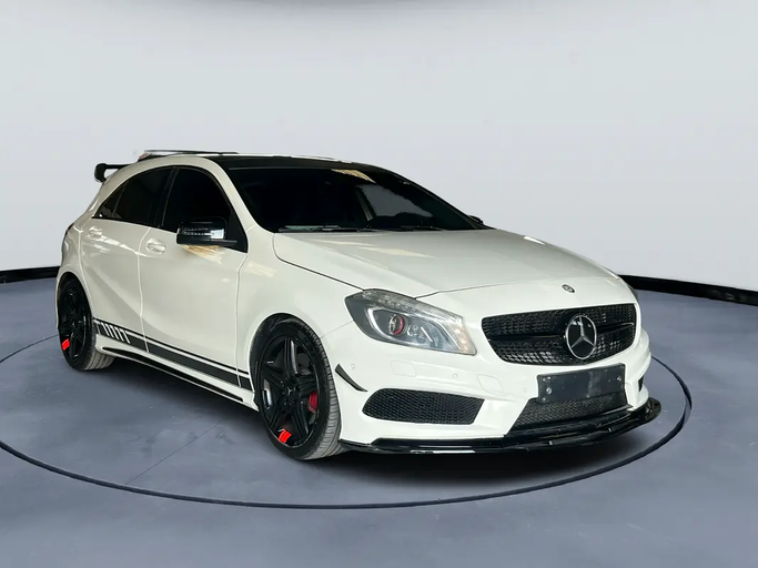 Подержанный Mercedes-Benz A-Class 250 III (W176), 2.0 л, 2014 в Дубае от BILGATTI AUTO Белый цвет. GCC | AUTO.AE | Объявление #271680