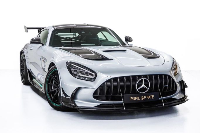Новый Mercedes-Benz AMG GT Black Series I Рестайлинг, 4.0 л, 2022 в Дубае от PUPIL OF FATE MOTORS Серебристый цвет. GCC | AUTO.AE