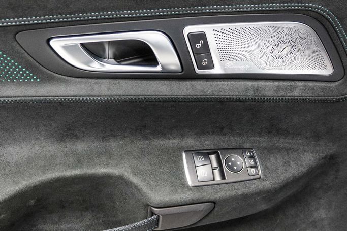 Новый Mercedes-Benz AMG GT Black Series I Рестайлинг, 4.0 л, 2022 в Дубае от PUPIL OF FATE MOTORS Серебристый цвет. GCC | AUTO.AE