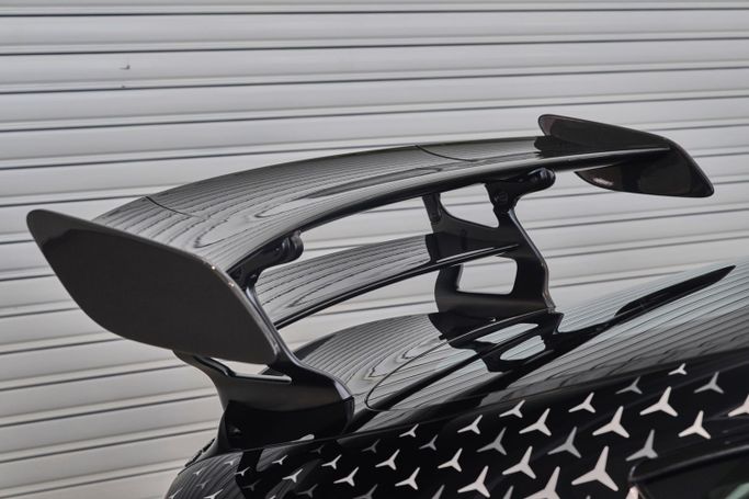 Новый Mercedes-Benz AMG GT Black Series I Рестайлинг, 4.0 л, 2021 в Дубае от PUPIL OF FATE MOTORS Серебристый цвет. GCC | AUTO.AE