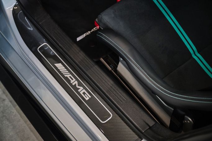 Новый Mercedes-Benz AMG GT Black Series I Рестайлинг, 4.0 л, 2021 в Дубае от PUPIL OF FATE MOTORS Серебристый цвет. GCC | AUTO.AE