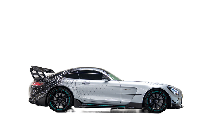 Подержанный Mercedes-Benz AMG GT S I Рестайлинг, 4.0 л, 2021 в Дубае от PUPIL OF FATE MOTORS Серебристый цвет. Европейская | AUTO.AE