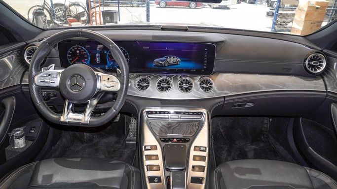 Подержанный Mercedes-Benz AMG GT 43 I Рестайлинг, 3.0 л, 2020 в Дубае от Ibitisam Motors Черный цвет.  | AUTO.AE