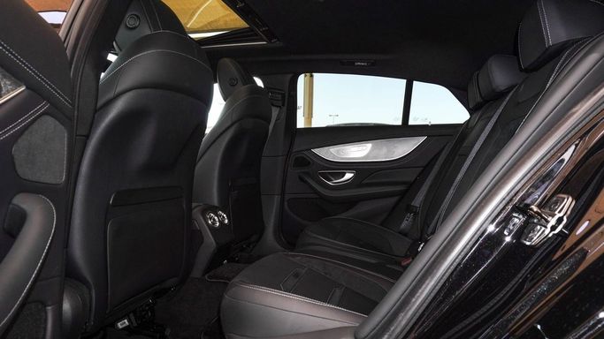 Подержанный Mercedes-Benz AMG GT 43 I Рестайлинг, 3.0 л, 2020 в Дубае от Ibitisam Motors Черный цвет.  | AUTO.AE