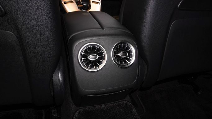 Подержанный Mercedes-Benz AMG GT 43 I Рестайлинг, 3.0 л, 2020 в Дубае от Ibitisam Motors Черный цвет.  | AUTO.AE