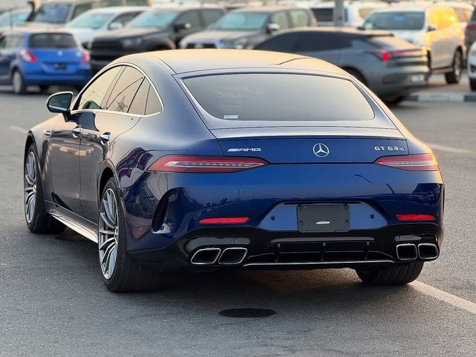 Подержанный Mercedes-Benz AMG GT 63 I Рестайлинг, 4.0 л, 2019 в Дубае от Lakhani Motors Синий цвет. Японская | AUTO.AE