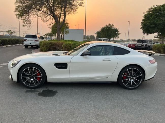Used Mercedes-Benz AMG GT S I, 4.0 l, 2017 in Dubai by Al Faisal Motors, White color. Japanese Specs | AUTO.AE