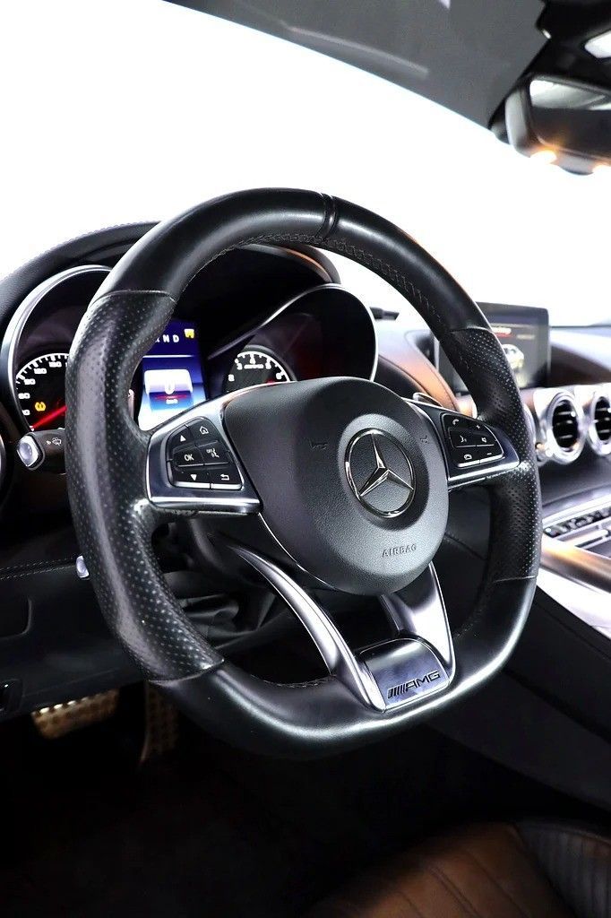 Подержанный Mercedes-Benz AMG GT S I, 4.0 л, 2017 в Дубае от Al Faris Motors Серый цвет. Other | AUTO.AE