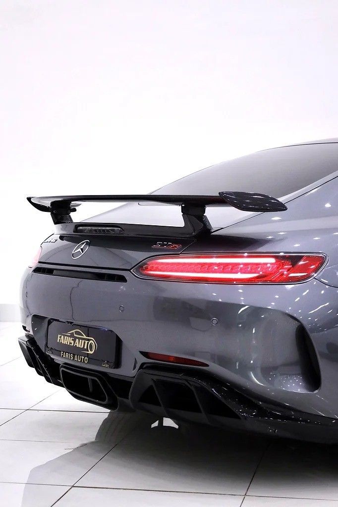 Подержанный Mercedes-Benz AMG GT S I, 4.0 л, 2017 в Дубае от Al Faris Motors Серый цвет. Other | AUTO.AE