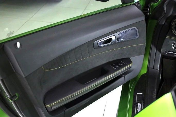 Подержанный Mercedes-Benz AMG GT R I Рестайлинг, 4.0 л, 2019 в Дубае от Al Faris Motors Зеленый цвет. Other | AUTO.AE