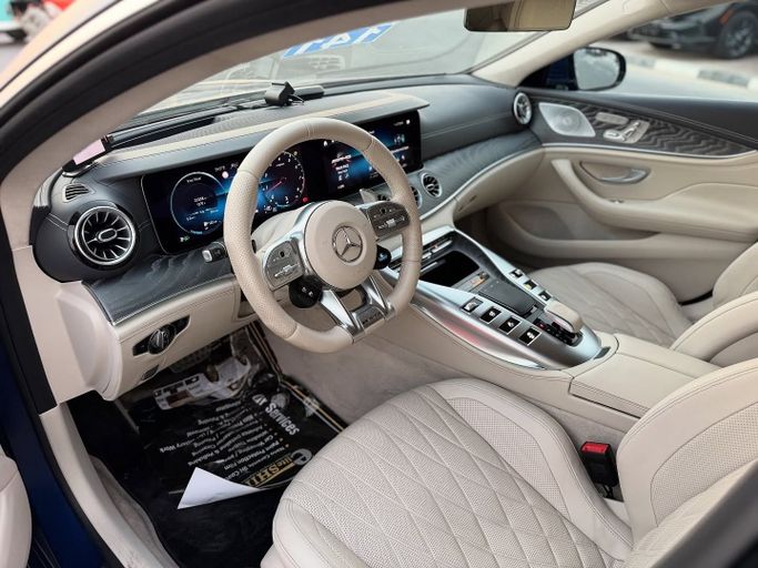 Подержанный Mercedes-Benz AMG GT 63 S I Рестайлинг, 4.0 л, 2021 в Дубае от Japan Motors Тёмно-синий цвет. Other | AUTO.AE