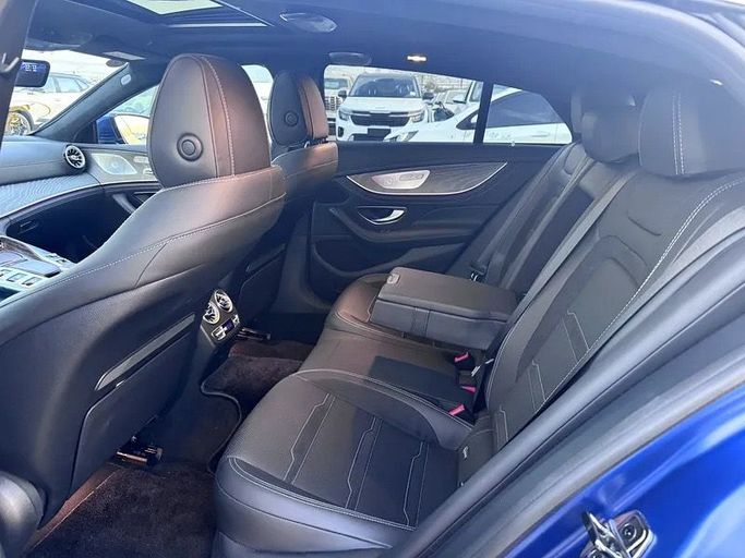 Подержанный Mercedes-Benz AMG GT 63 S I Рестайлинг, 4.0 л, 2019 в Дубае от Lucky Star Motors Синий цвет. Японская | AUTO.AE