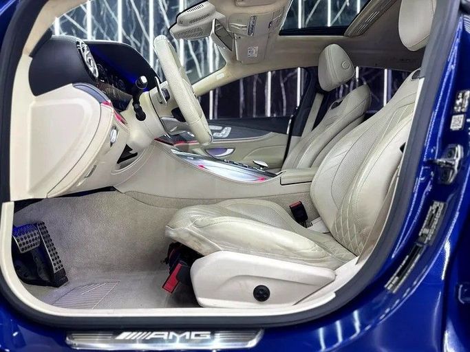 Used Mercedes-Benz AMG GT 43 I Facelift, 3.0 l, 2019 in Dubai by Zeus Motors, Blue color. GCC Specs | AUTO.AE